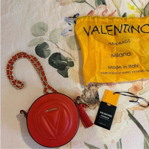 Valentino Vibrant Red Crossbody Bag with Gold Chain - Picture 7 of 8